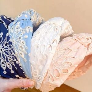 NWOT Embroidered Headband in white